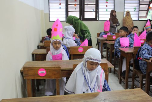MOS Siswa Baru 2014 2015 sdmuhcc_117